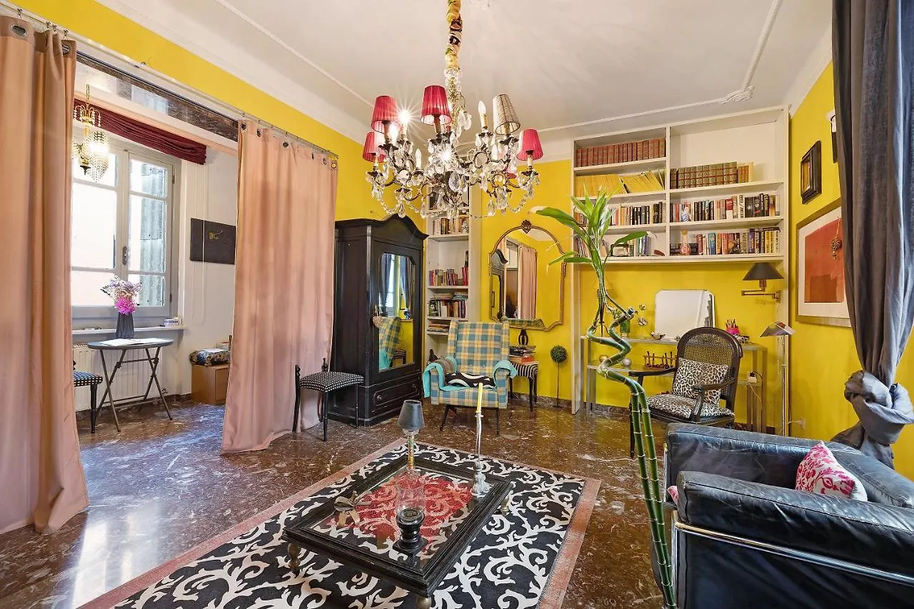 Tiffany Apartment Finale Ligure