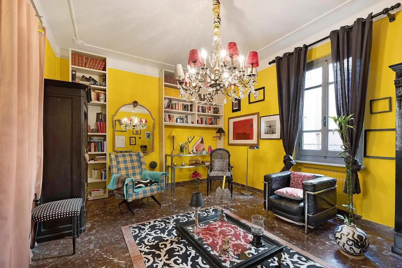 Tiffany Apartment Finale Ligure